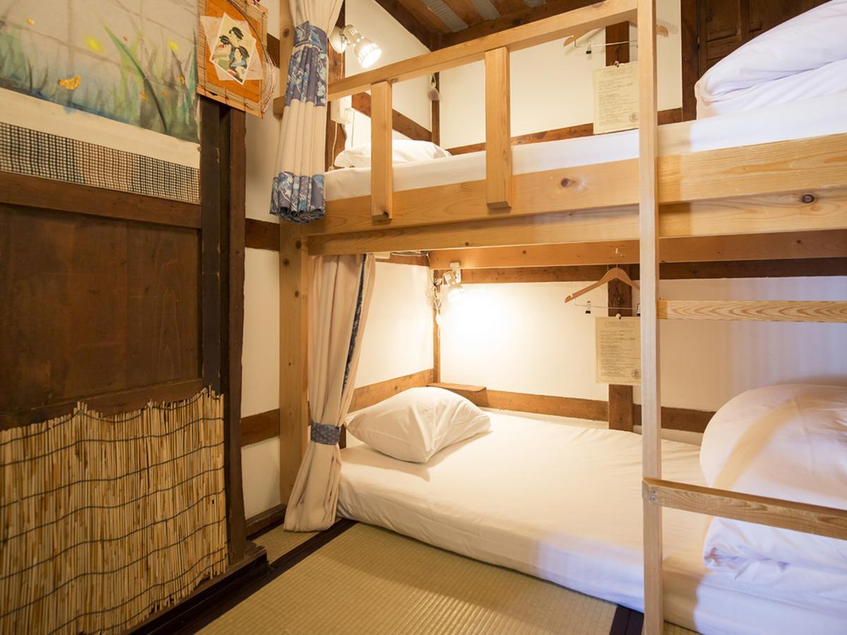 Guest House Pongyi Kanazawa Exteriör bild